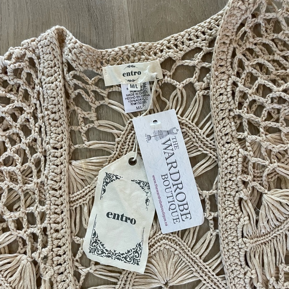 NWT- ENTRO Crocheted Beige Knit Coverup Open Cardigan. Size M/L - Picture 5 of 8